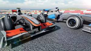 公式狂暴赛车3D游戏官方版（Formula Ramp Car Racing 3D）图片1