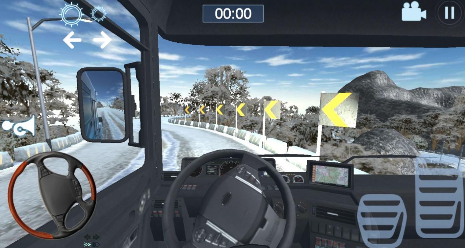 卡车模拟器雪山游戏安卓手机版图2: