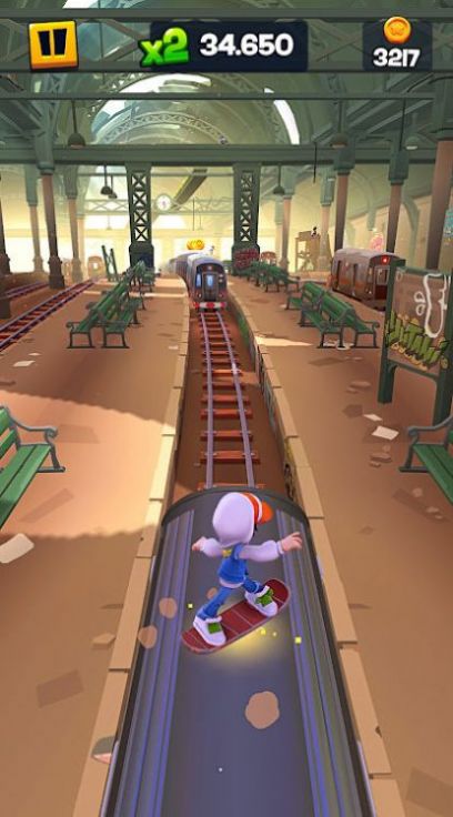 地铁跑酷滑板英雄安卓版下载安装截图3: