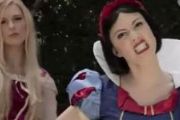 迪士尼公主撕逼大战视频 灰姑娘VS冰雪女王