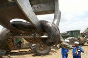 水库炸出1吨巨蟒 体长近10米画面堪比白蛇传[多图]
