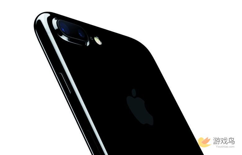 iPhone 8传闻：有三种机型 OLED款为最贵